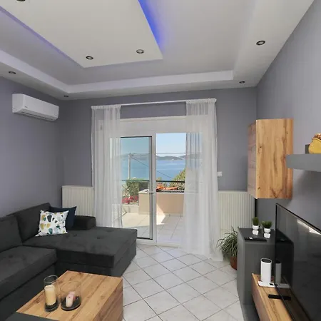 Coral Suite Palaiontsiflikion Exterior photo
