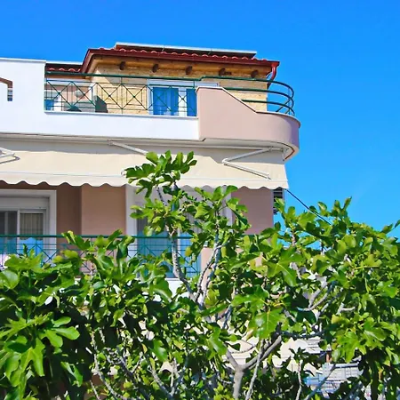Coral Suite Palaiontsiflikion Exterior photo